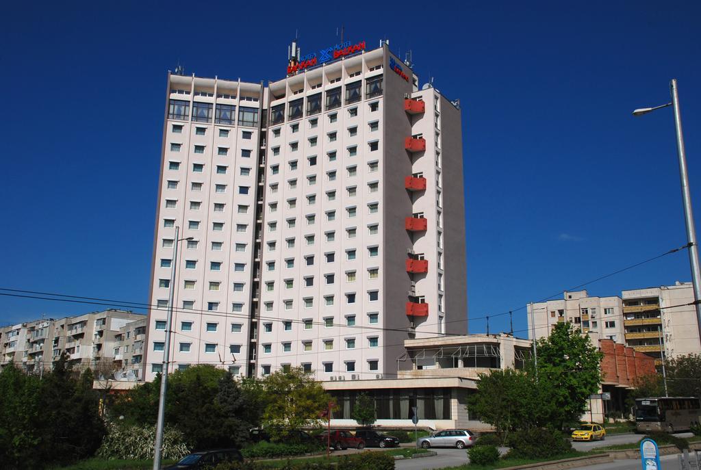 Hotel Balkan Plewen Zewnętrze zdjęcie